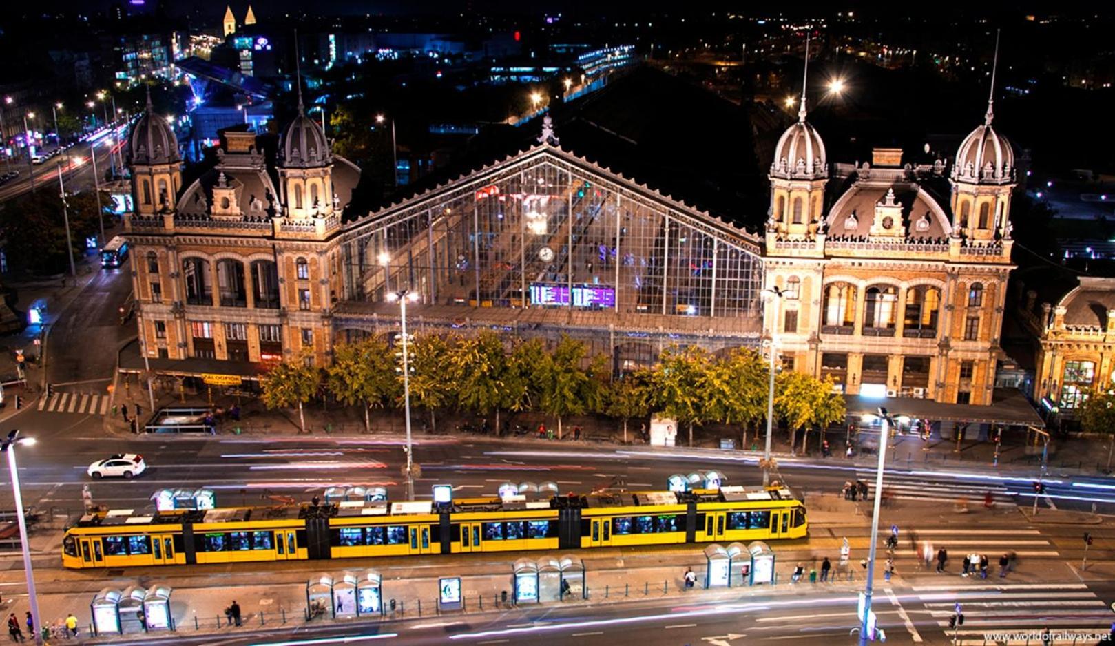 Little Americas National Parks Apartments Budapest Luaran gambar